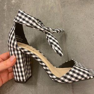 Lulu's - Gingham Block Heel